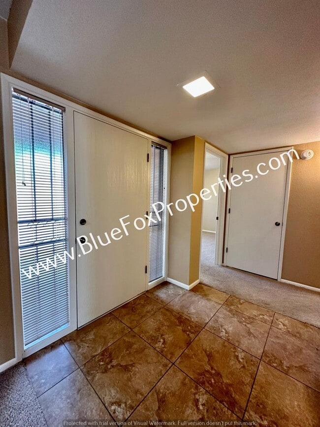 Building Photo - 4227 E Presidio Rd