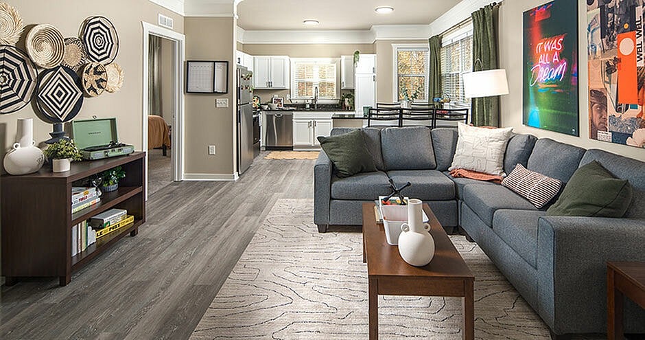 Model-Living-Room-01-Cottages-of-Boonee-Boone-NC-11 - Highpointe