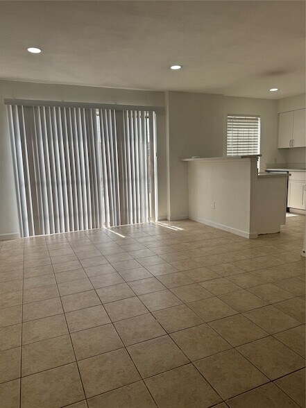 Building Photo - 6645 Wanda Ln