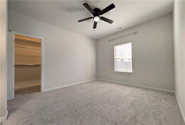 Building Photo - 5250 Whisper Point Blvd