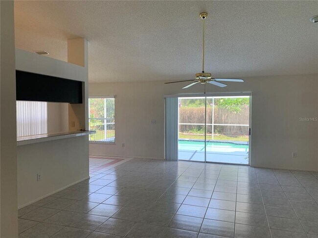 Building Photo - 11417 Glenmont Dr