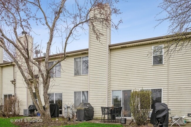 Building Photo - 546 E Windgate Ct