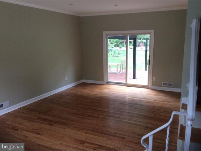 Building Photo - 55 Montgomery St