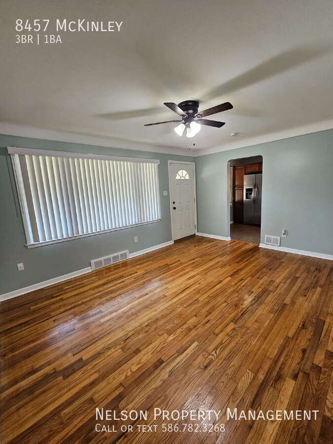 Building Photo - 8457 McKinley-