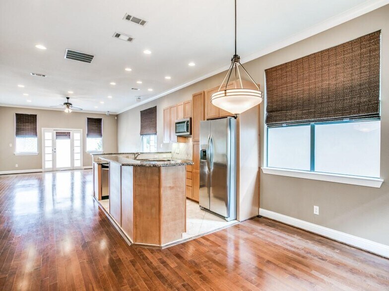 Building Photo - 3615 Edgar Pl