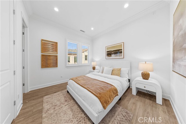 Building Photo - 111 Great Oak