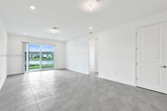 Building Photo - 3783 Harborside Ave