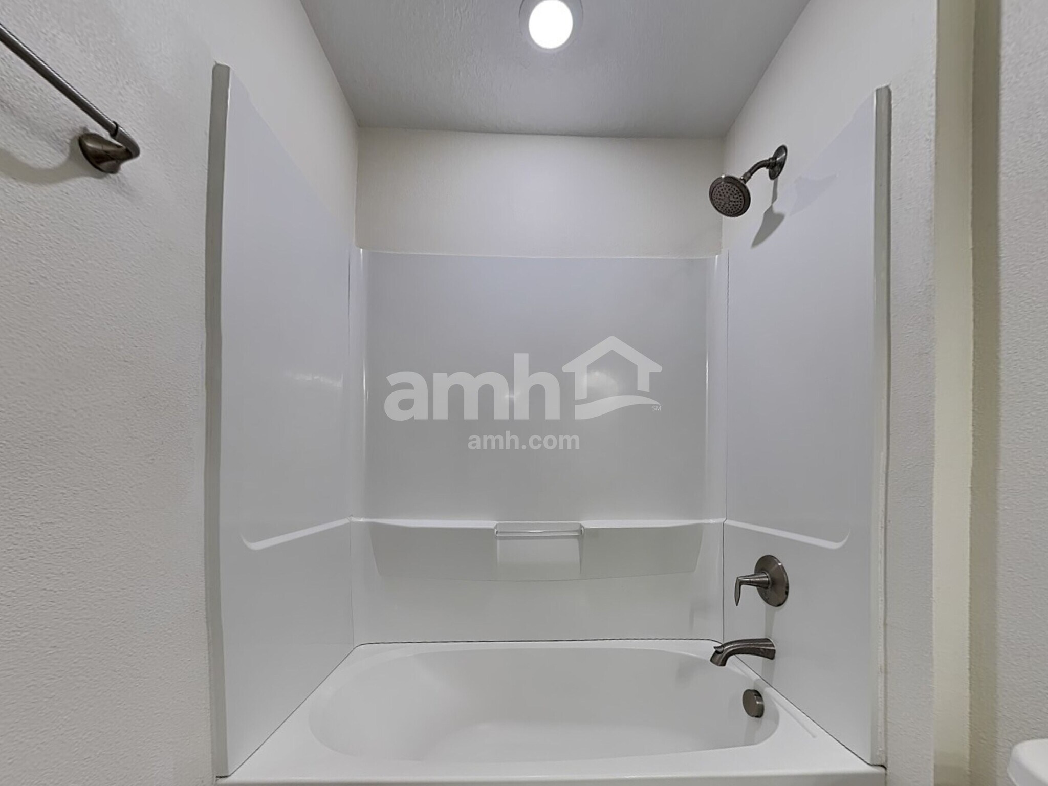 Building Photo - 4615 Reisswood Loop