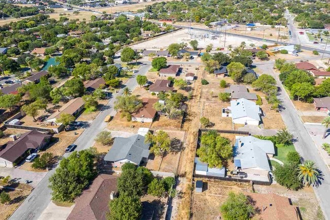 Building Photo - 106 Rawhide Trail