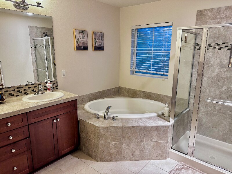 Building Photo - 1917 98th Ave SE