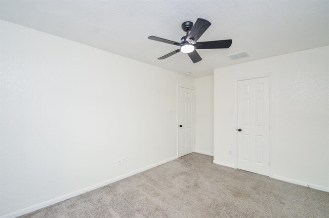 Building Photo - 4835 Richmond Knoll Ln