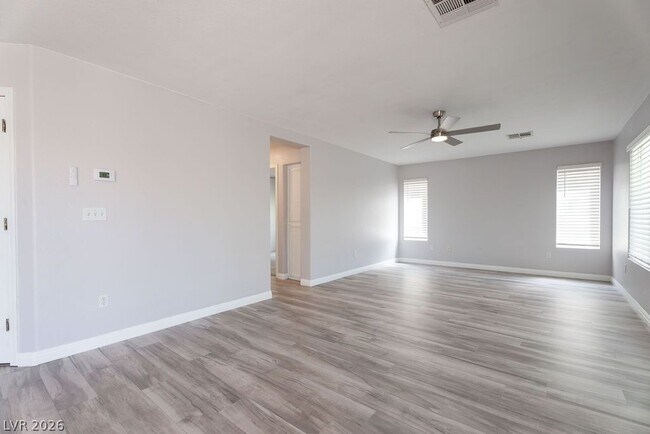 Building Photo - 1109 Devon Downs Ave