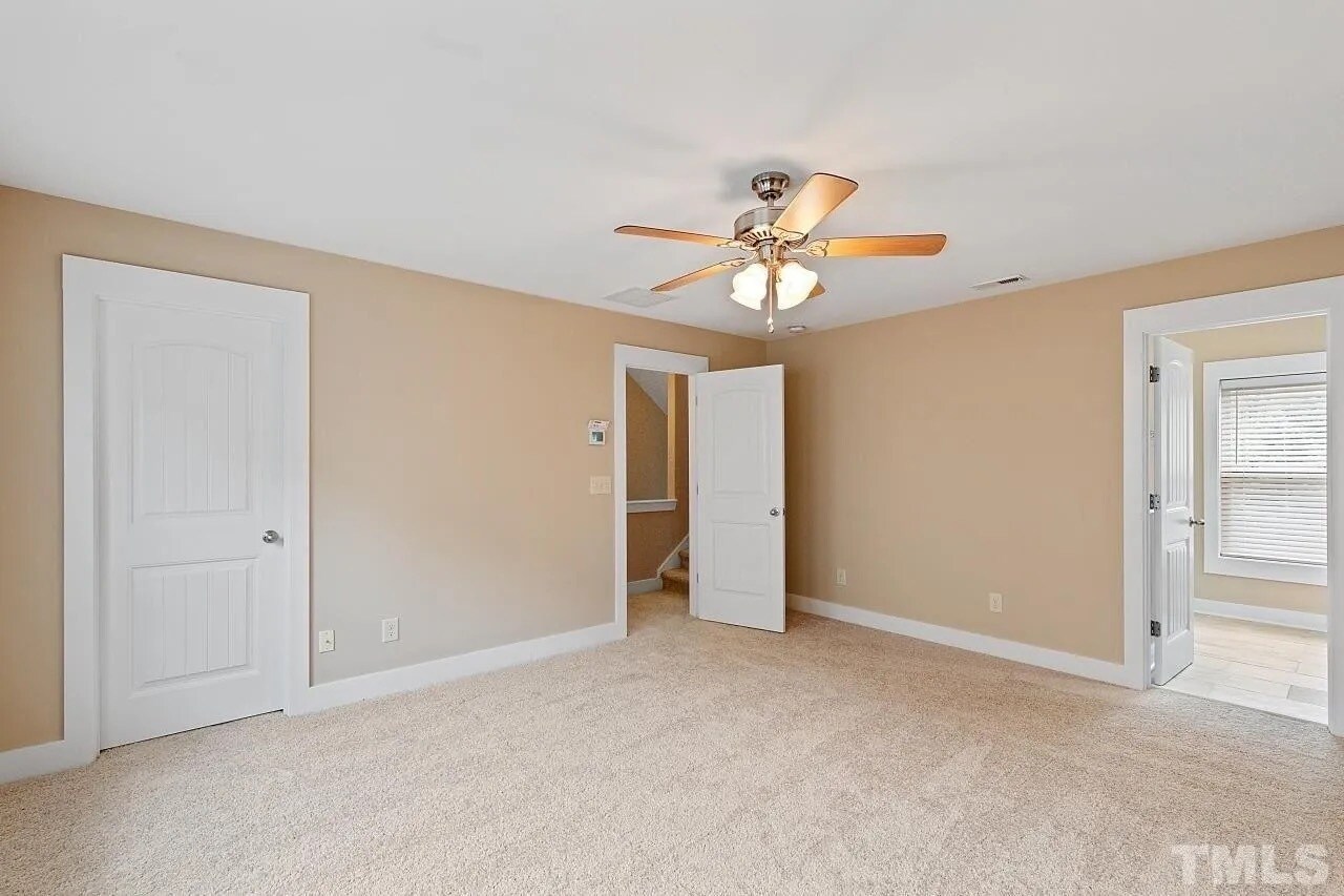 Building Photo - 3826 Amelia Park Dr