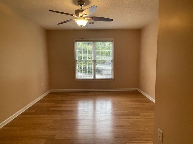 Building Photo - Beautifully Renovated Two-Story Traditional in McEachern High School