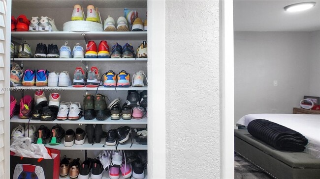 Building Photo - 801 NW 172nd Terrace