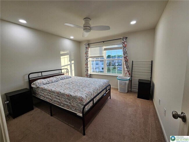 Building Photo - 4613 Woodbrush Way