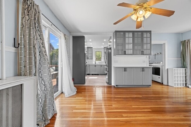 Building Photo - 12 Lowell Pl