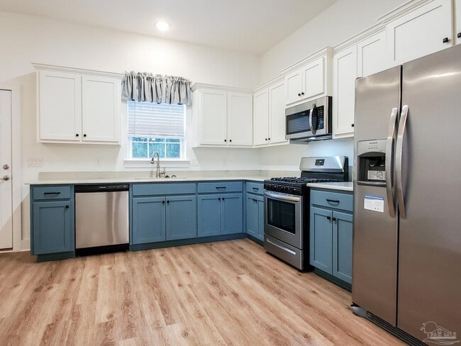 Building Photo - 5406 Arrowhead Rd