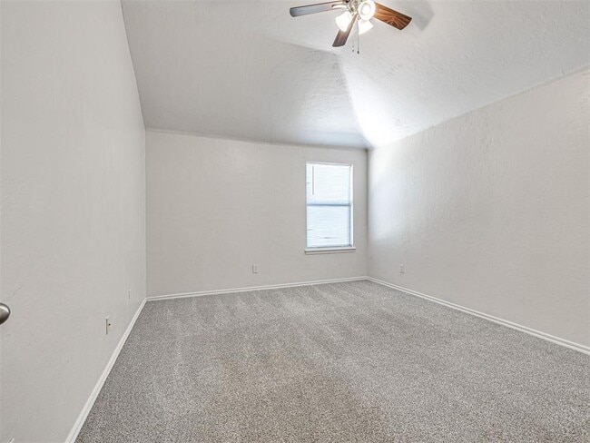 Building Photo - 4917 NW 164th Terrace