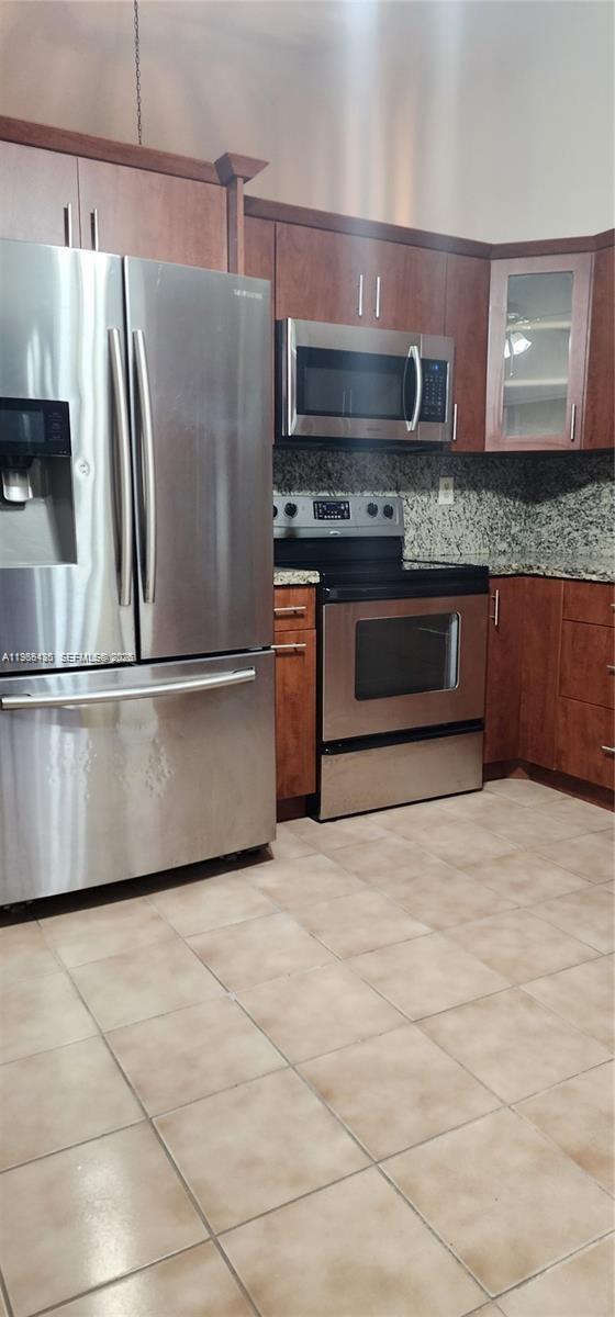 Building Photo - 6134 SW 147th Ct