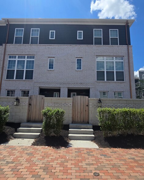 Primary Photo - 230 Limehouse Rd