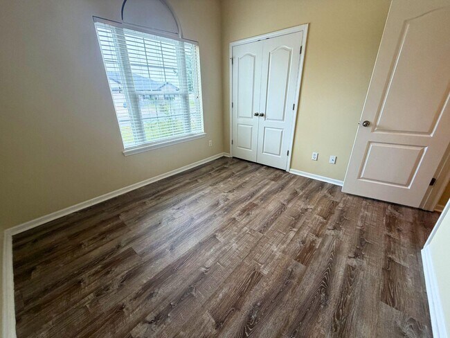 Building Photo - 4203 Spring Cress Dr