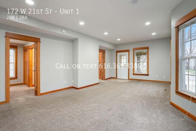 Building Photo - 172 W 21st St