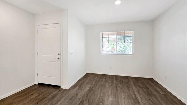 Building Photo - 25752 W Samantha Way