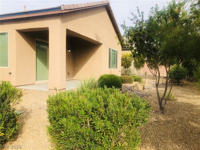 Building Photo - 5827 Corbin Ave