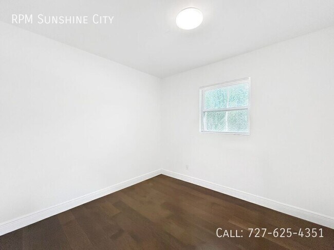 Building Photo - 506 N Missouri Ave