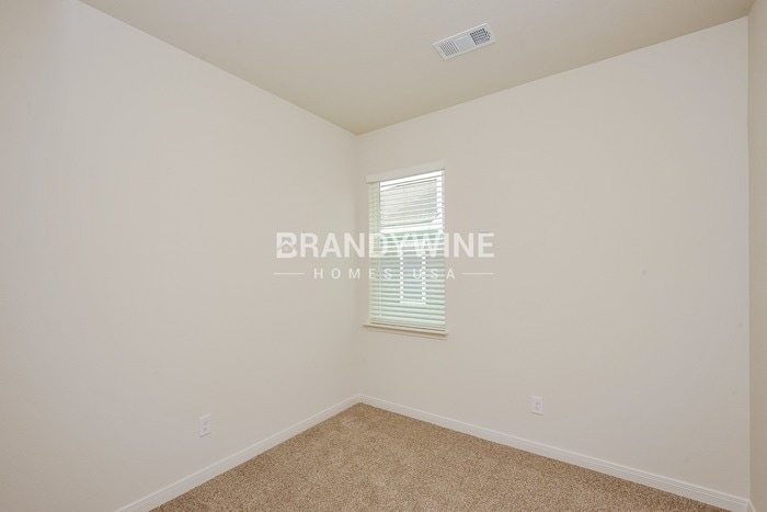 Building Photo - 9521 Teton Vis Dr