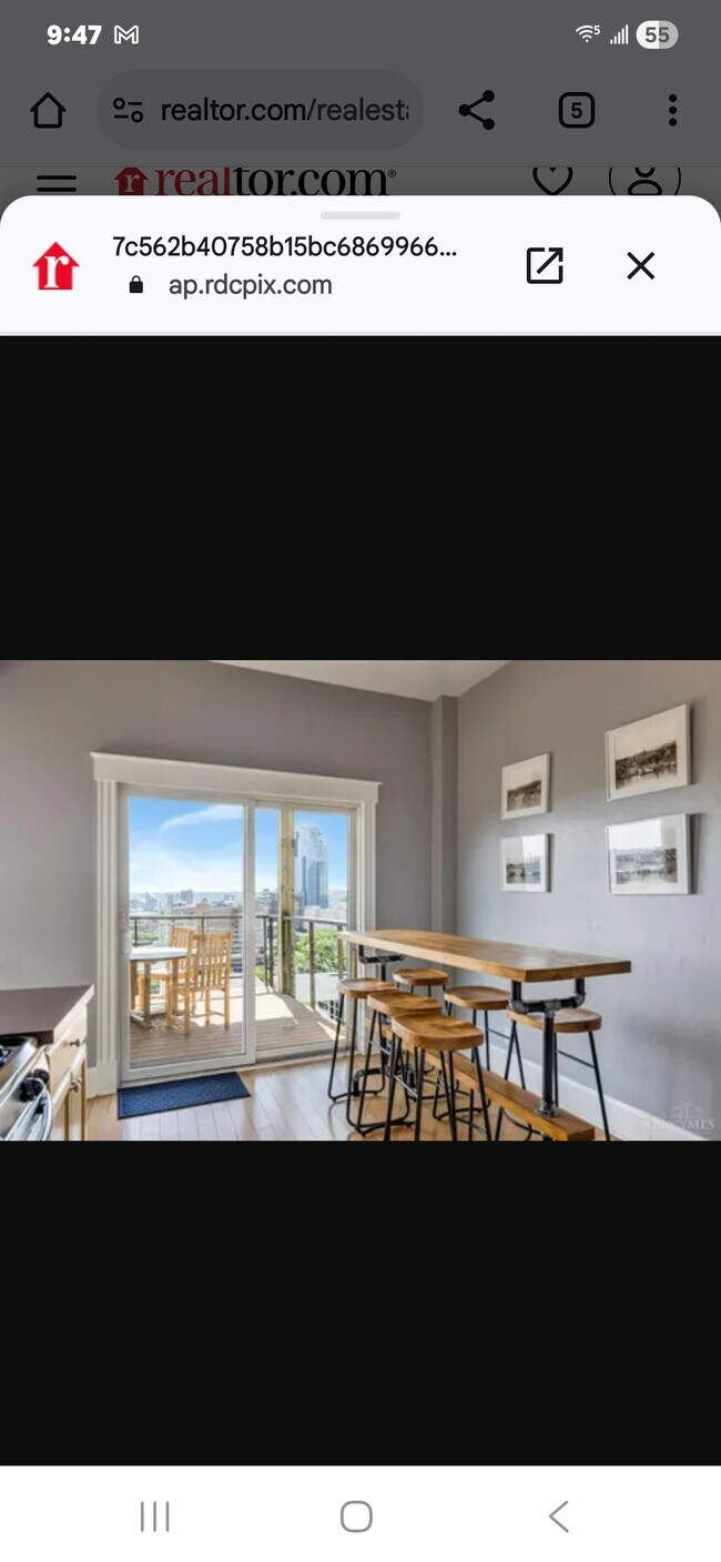 Building Photo - 395 Oregon St