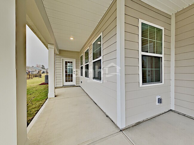 Building Photo - 14326 Hugh Dixon Way