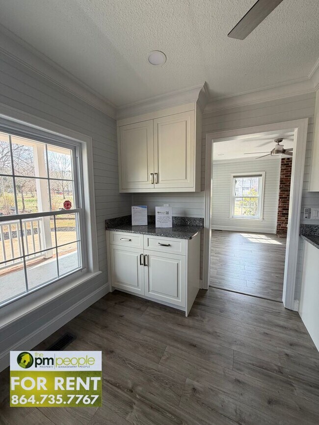 Building Photo - 134 Bennetts Bridge Rd