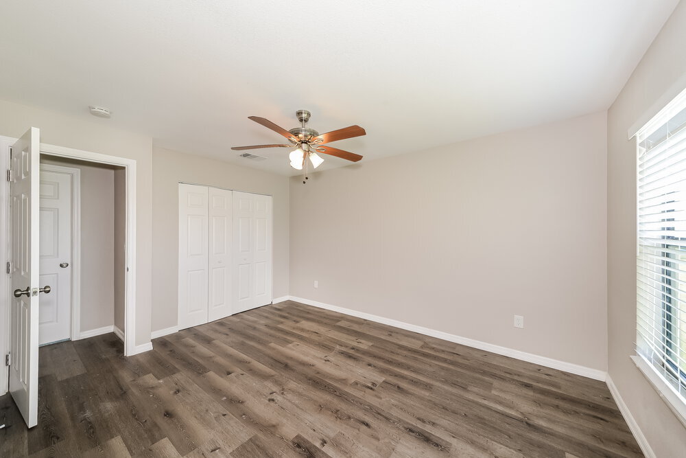 Building Photo - 5362 Trekell St