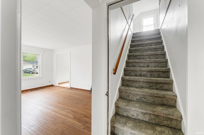 Building Photo - 470 Charlotte Ave