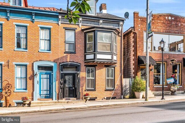 Primary Photo - 254 W Philadelphia St