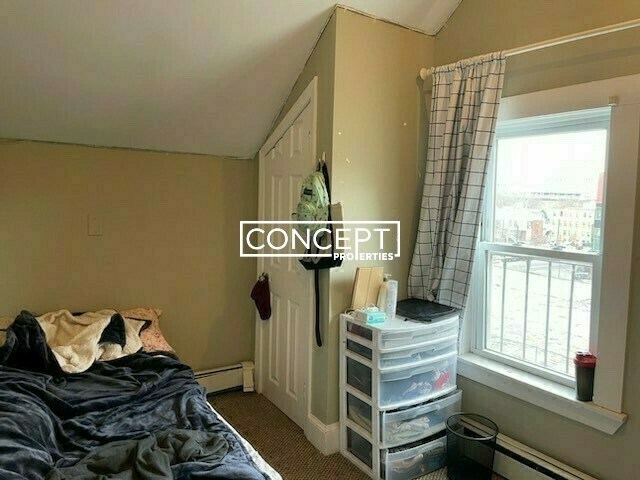 Building Photo - 12 Shepherd Ave