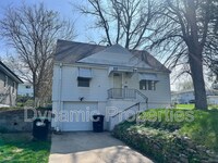 Building Photo - 2537 S 46th Ave