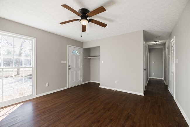 Building Photo - 6301 High Shoals Rd