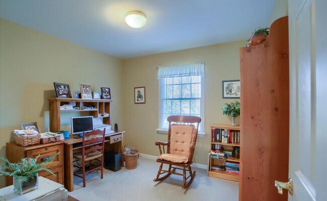Building Photo - 4080 Darius Dr