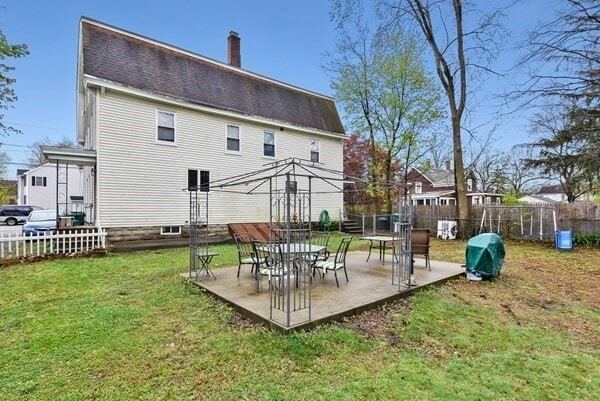 Building Photo - 6 Fletcher St