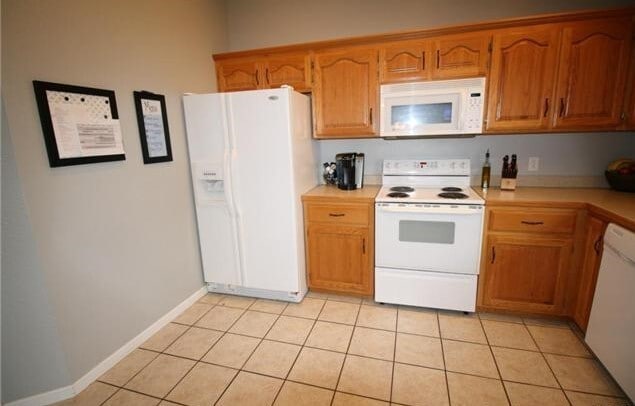 Building Photo - 4 bedroom, 3 bath Ranch Style Home
