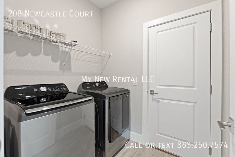 Building Photo - 208 Newcastle