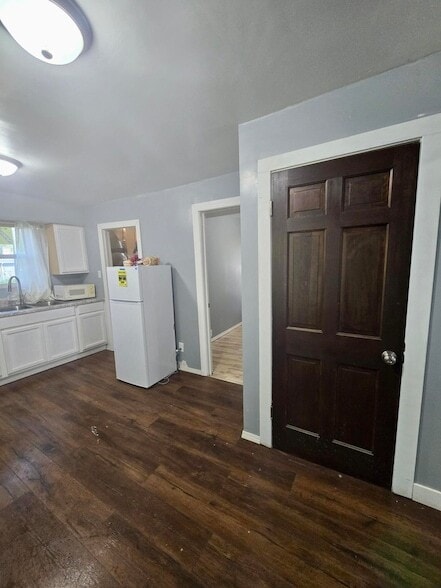 Building Photo - 4613 Maryland St