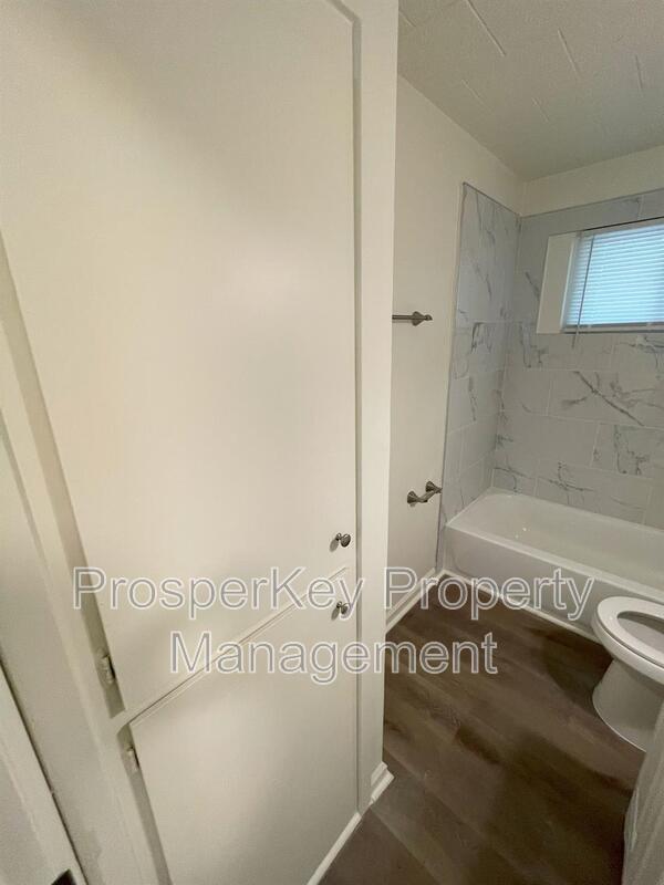 Building Photo - 1228 Celia Ct
