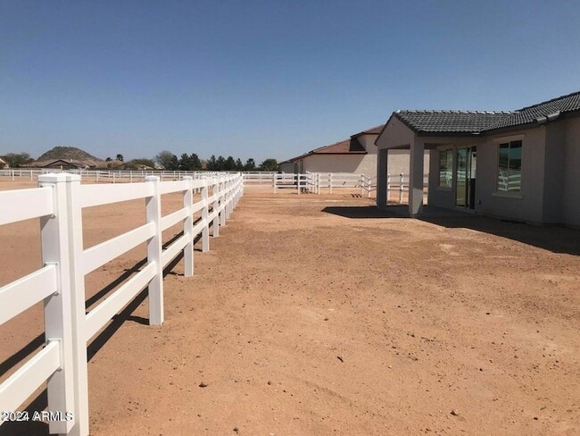 Building Photo - 10512 W Appaloosa TR