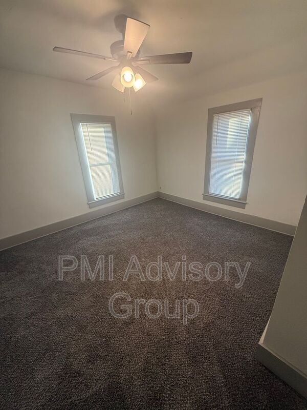 Building Photo - 1304 NE Forest Ave