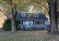 Building Photo - 6022 Clover Ln