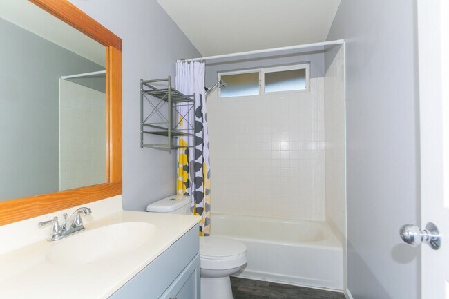 Building Photo - Ewa by gentry - Sonoma: 4-bed, 2.5 bath SF...